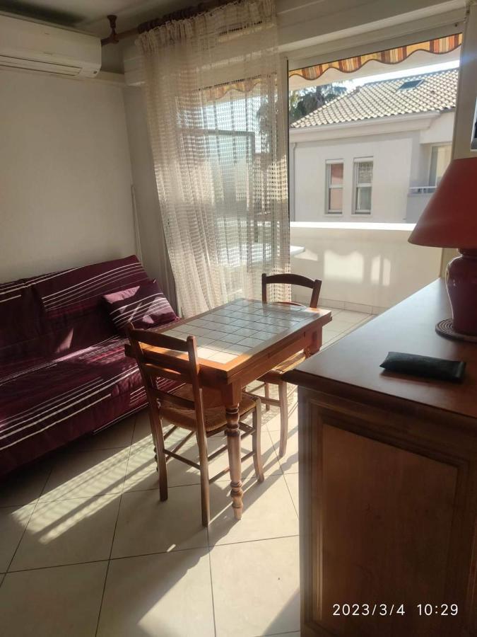 T2 Clim Avec Terrasse Et Place De Parking Privative Balaruc-les-Bains Buitenkant foto