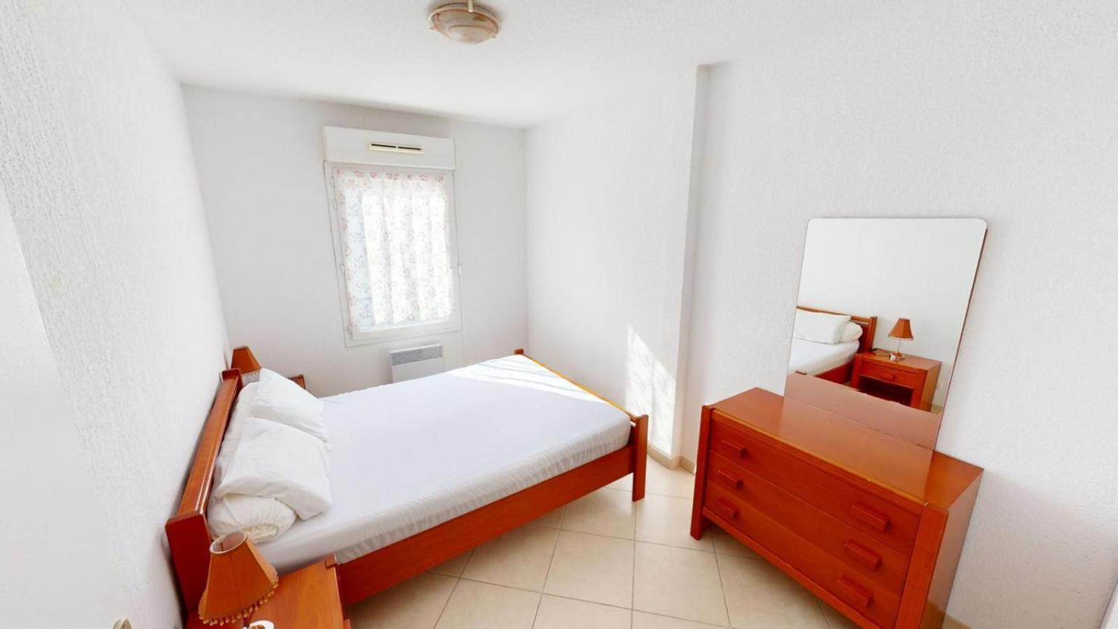 T2 Clim Avec Terrasse Et Place De Parking Privative Balaruc-les-Bains Buitenkant foto